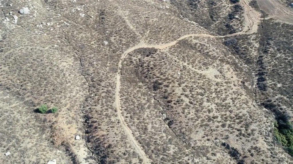 Photo of 0 Pettegrew, Riverside, CA 92507 (MLS # IV25281686)