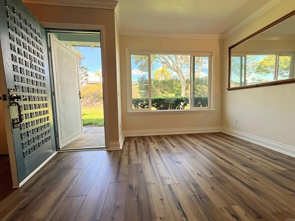 3839 Vista Campana S 8