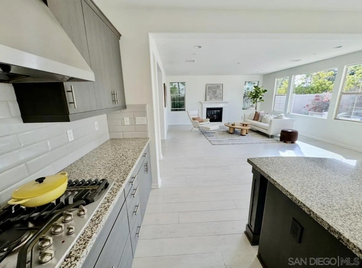 13516 Peach Tree Way