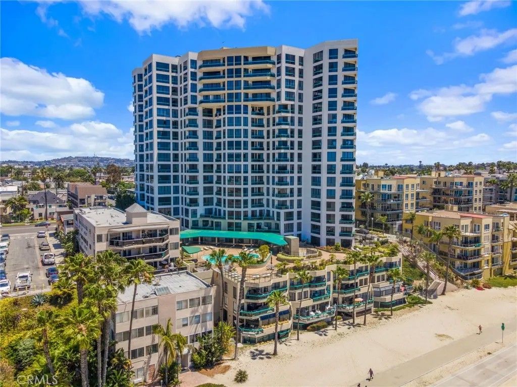 Photo of 1310 E Ocean Boulevard #1103, Long Beach, CA 90802 (MLS # SW25268969)