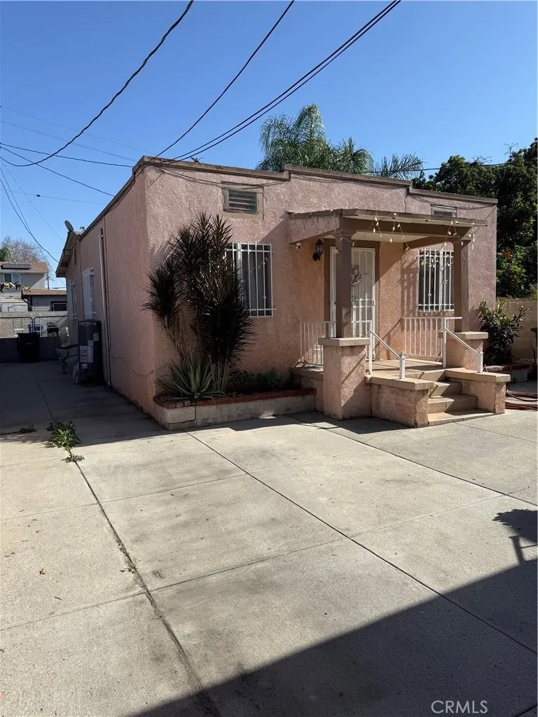 2044 Workman Street