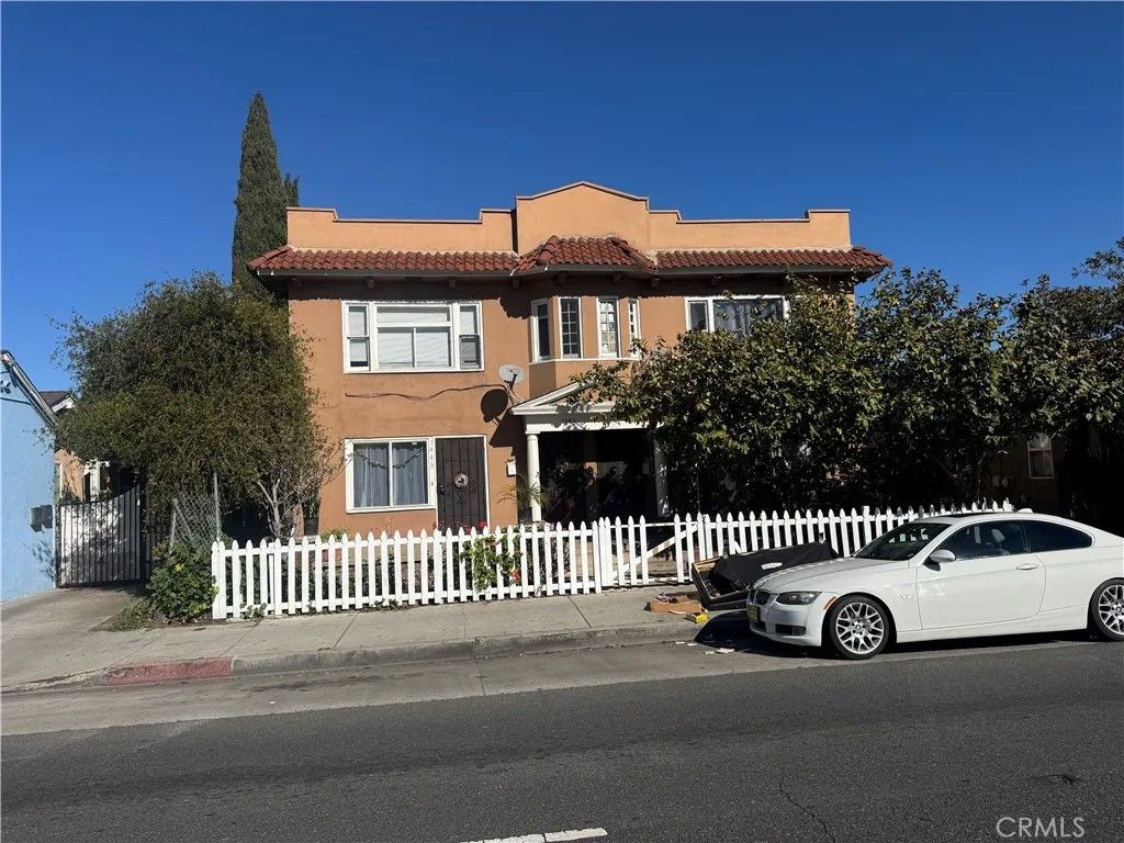 Photo of 1443 E 7th St, Long Beach, CA 90813 (MLS # DW26021665)
