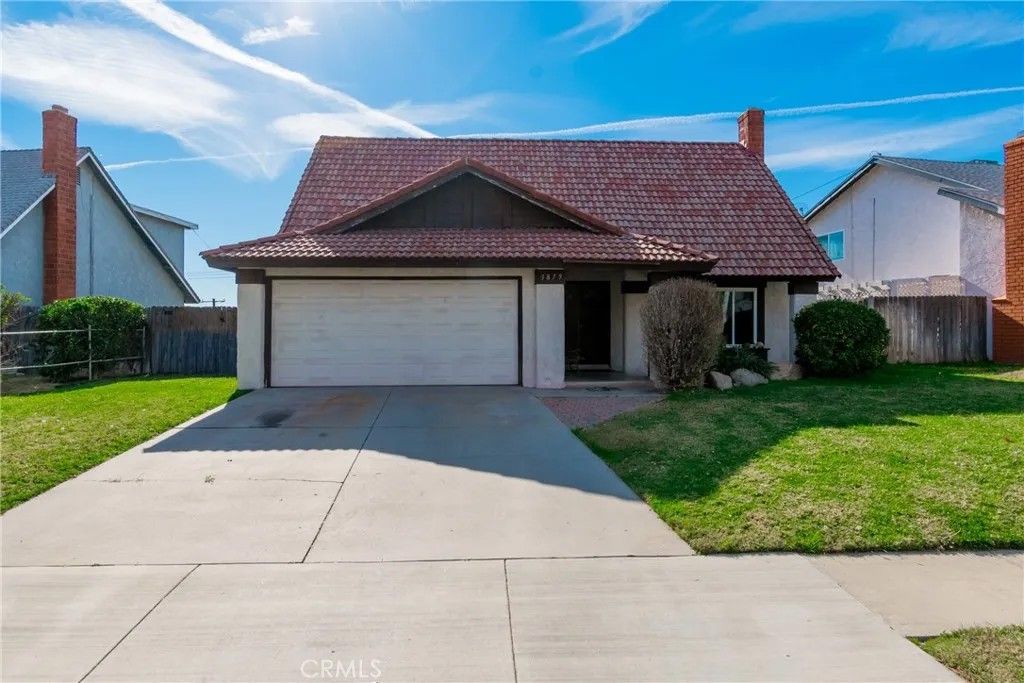 Photo of 3879 Piedmont Dr, Highlands, CA 92346 (MLS # IG25273577)