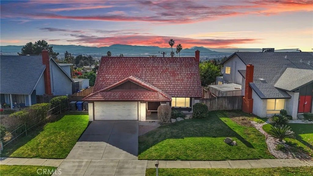 Photo of 3879 Piedmont Dr, Highlands, CA 92346 (MLS # IG25273577)