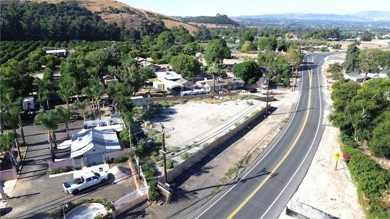 2456 Mill Creek
