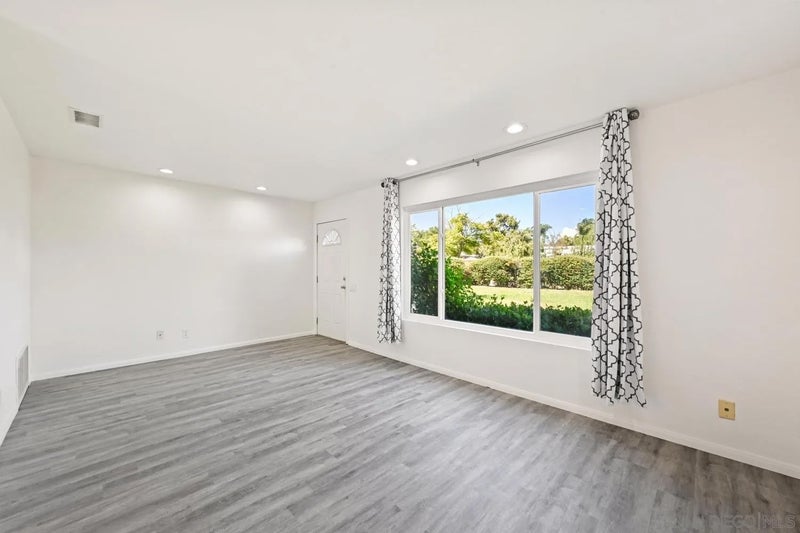 9469 Carlton Oaks Dr. A