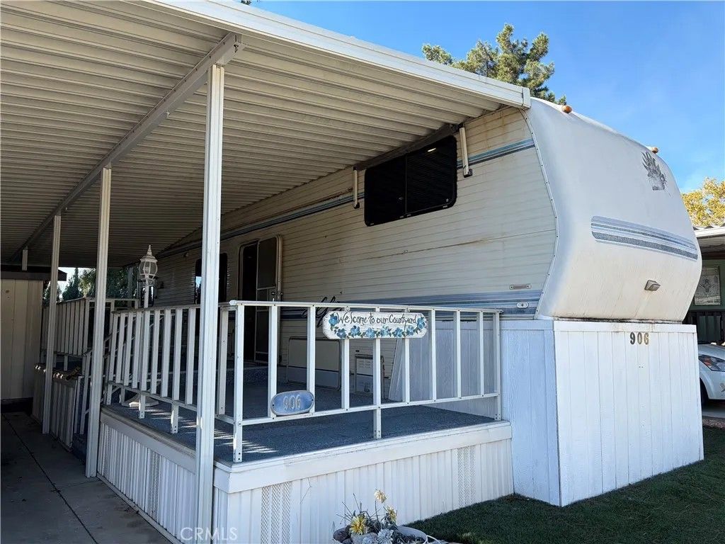 Photo of 906 Acorn Drive, San Jacinto, CA 92583 (MLS # IV25268096)