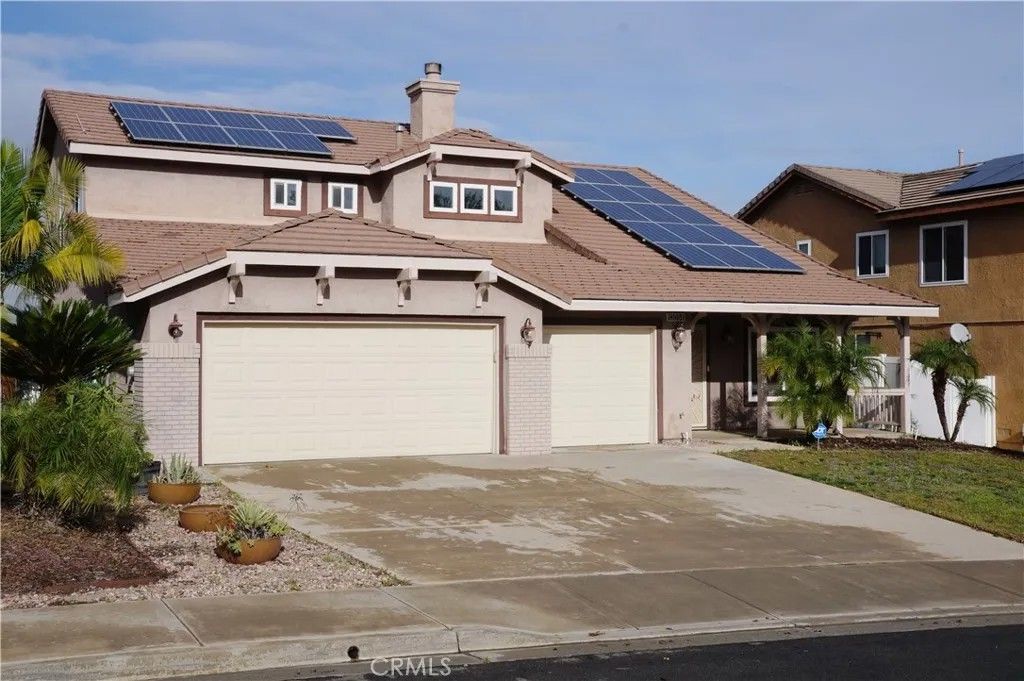 Photo of 13054 Aliciente Dr, Corona, CA 92883 (MLS # IG26000224)