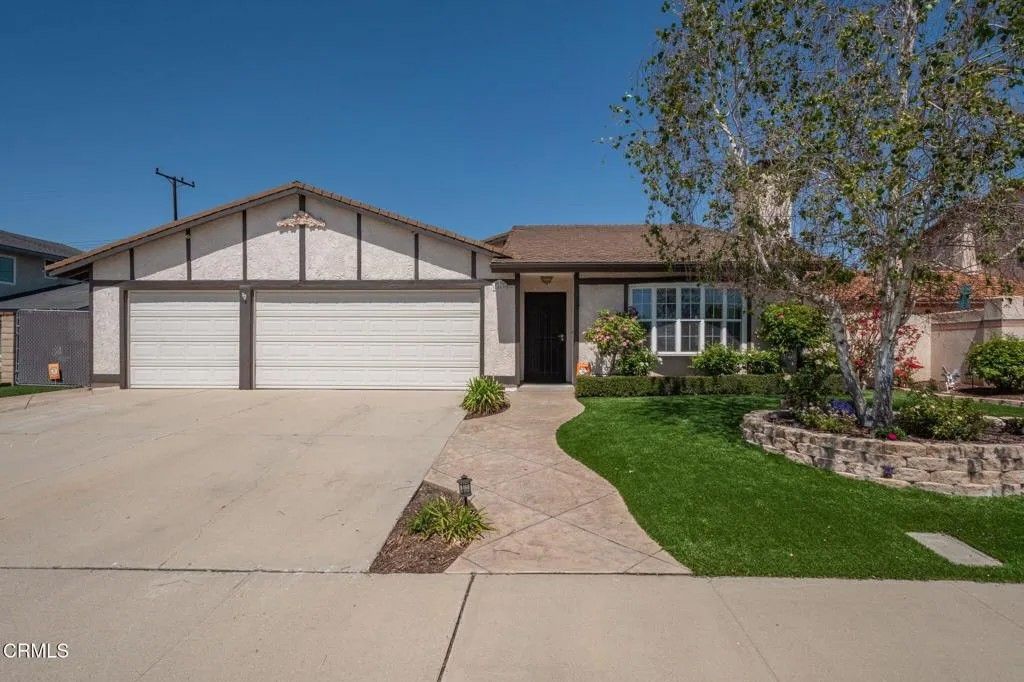 Photo of 2849 Los Nogales Avenue, Camarillo, CA 93010 (MLS # V1-35767)