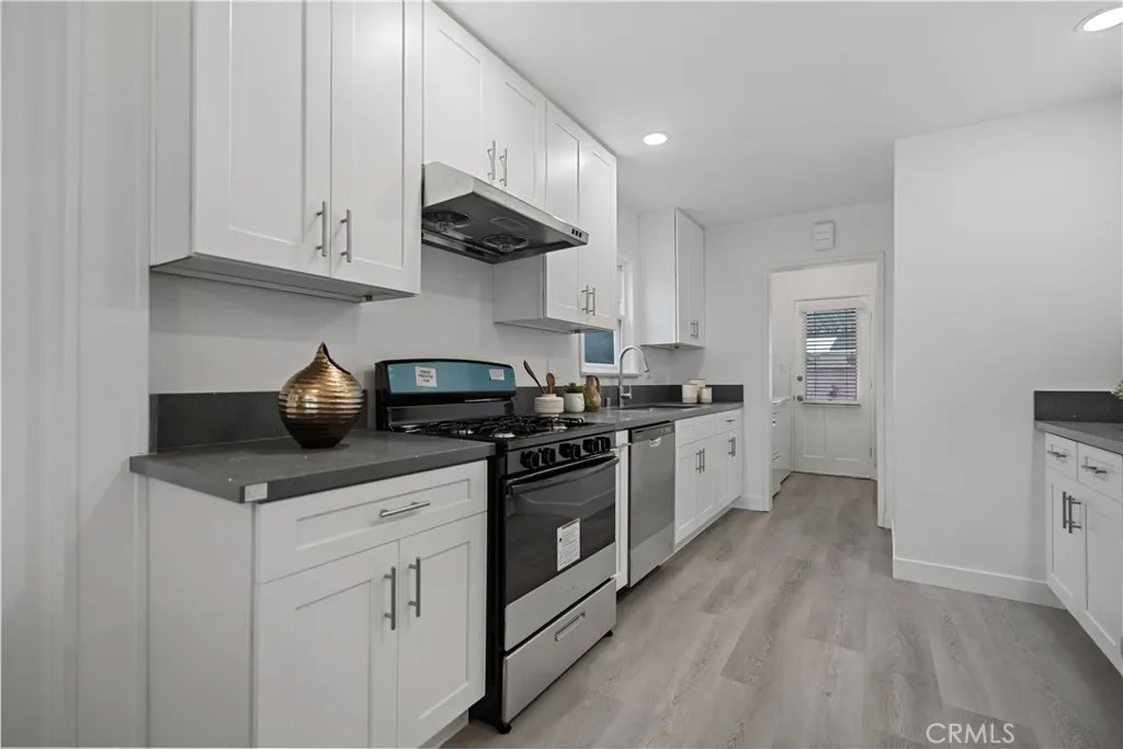 3813 W 173rd Street