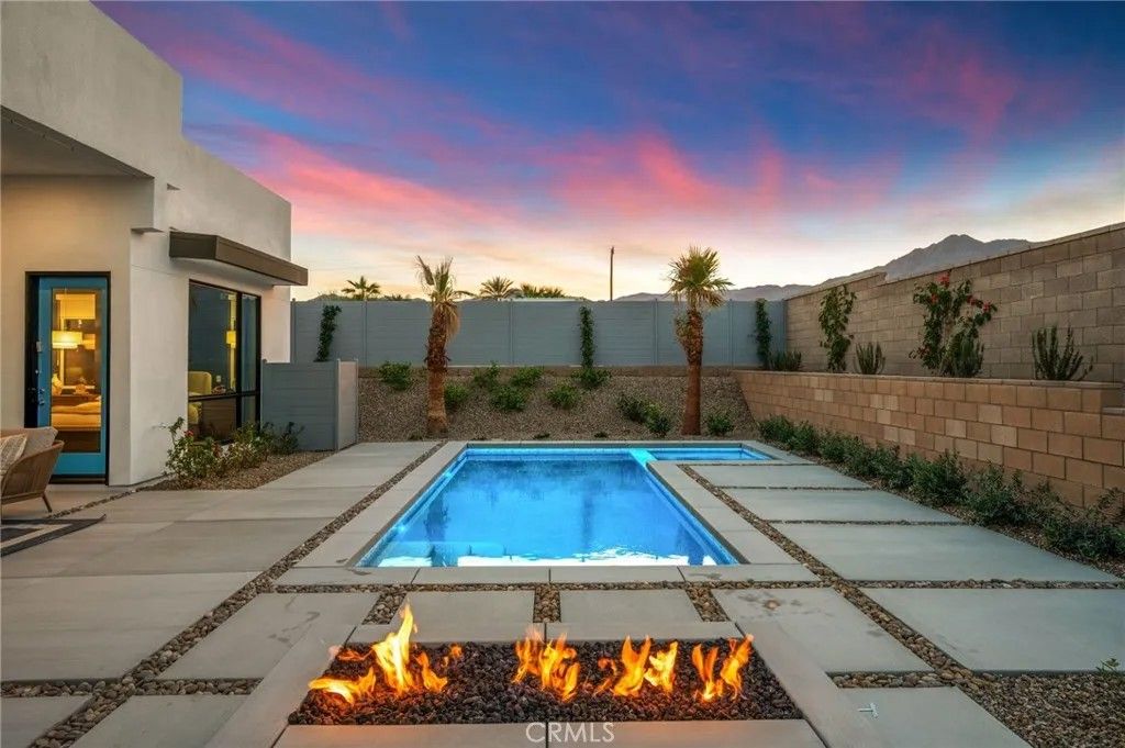 Photo of 80 Lineta Way, La Quinta, CA 92253 (MLS # IV26066172)