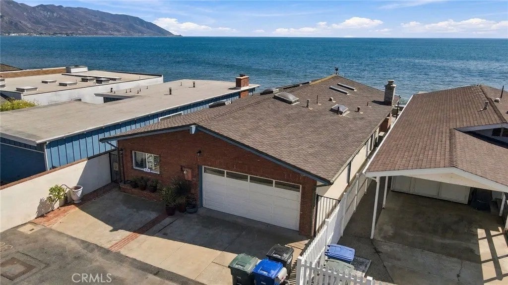 4136 Pacific Coast Highway