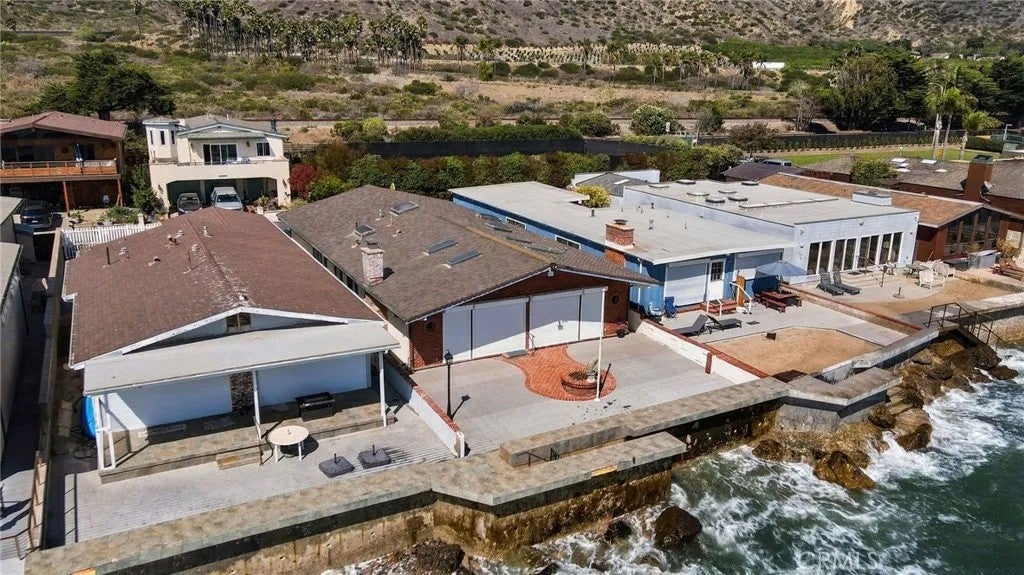 4136 Pacific Coast Highway
