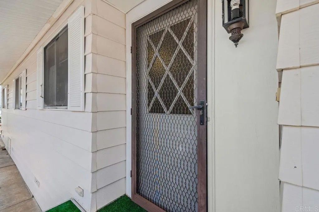 Photo of 1506 Oak Drive #4, Vista, CA 92084 (MLS # NDP2510536)