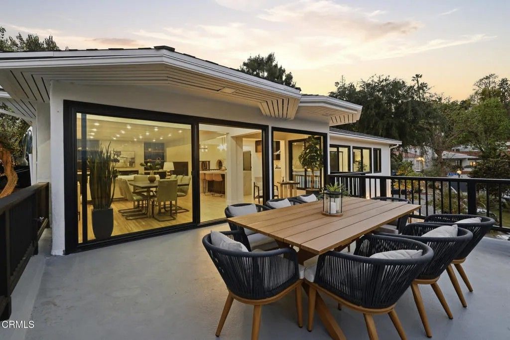 Photo of 2001 Kenilworth Avenue Avenue, Los Angeles, CA 90039 (MLS # P1-26408)