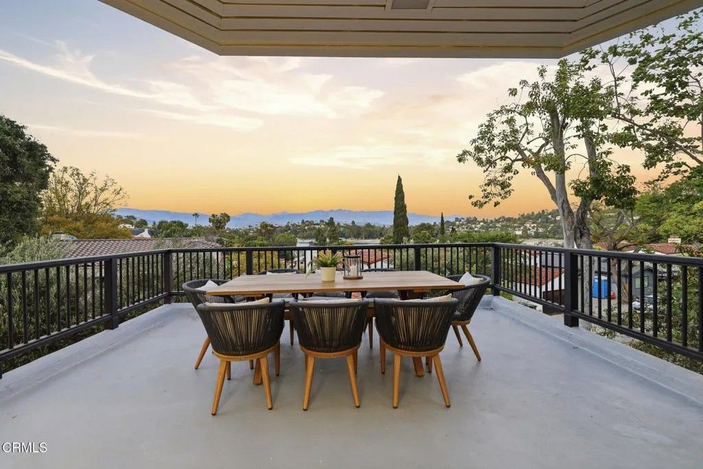 Photo of 2001 Kenilworth Avenue Avenue, Los Angeles, CA 90039 (MLS # P1-26408)