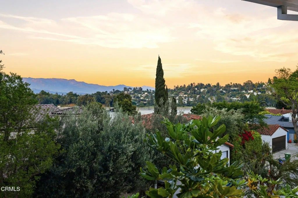 Photo of 2001 Kenilworth Avenue Avenue, Los Angeles, CA 90039 (MLS # P1-26408)