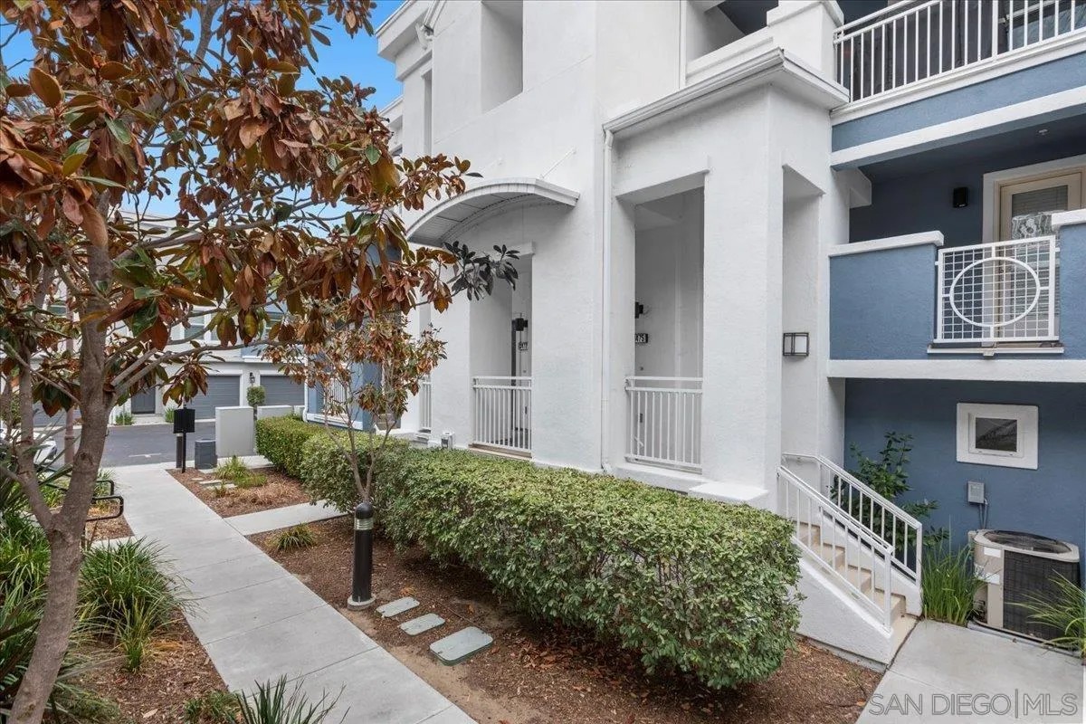 3477 Coastline Place