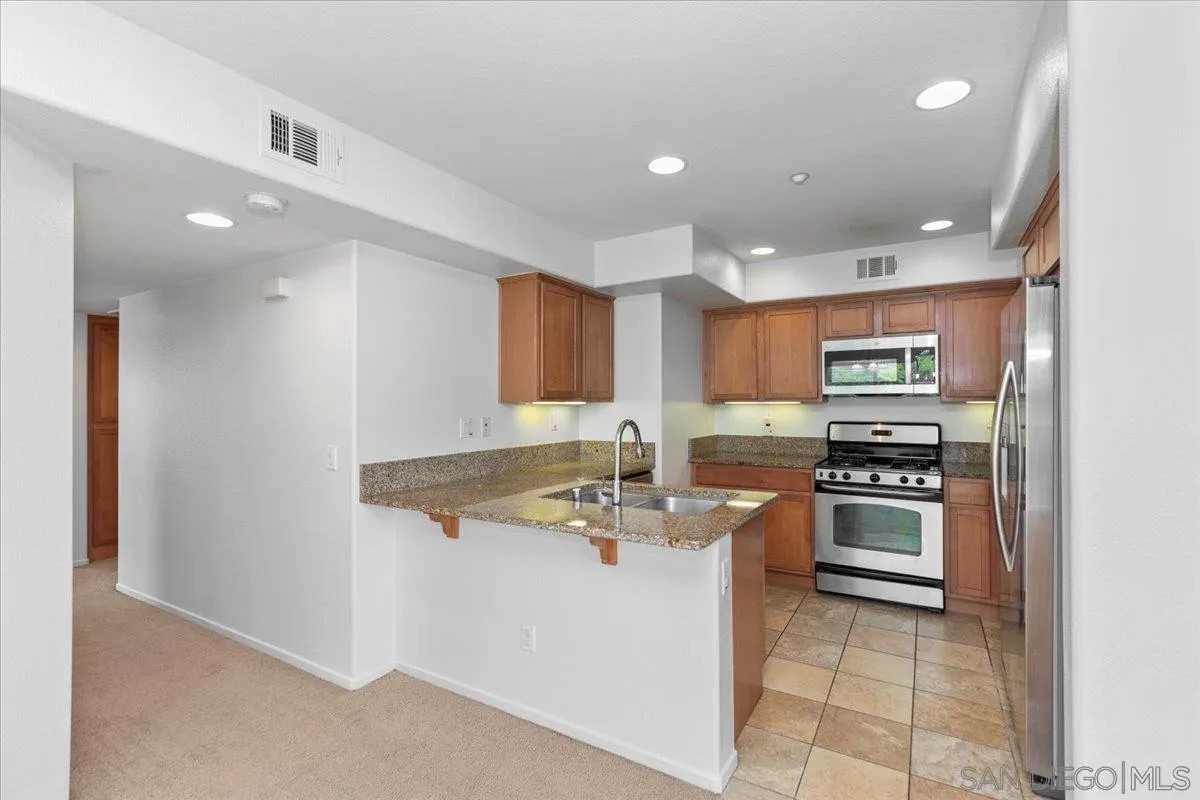 3477 Coastline Place