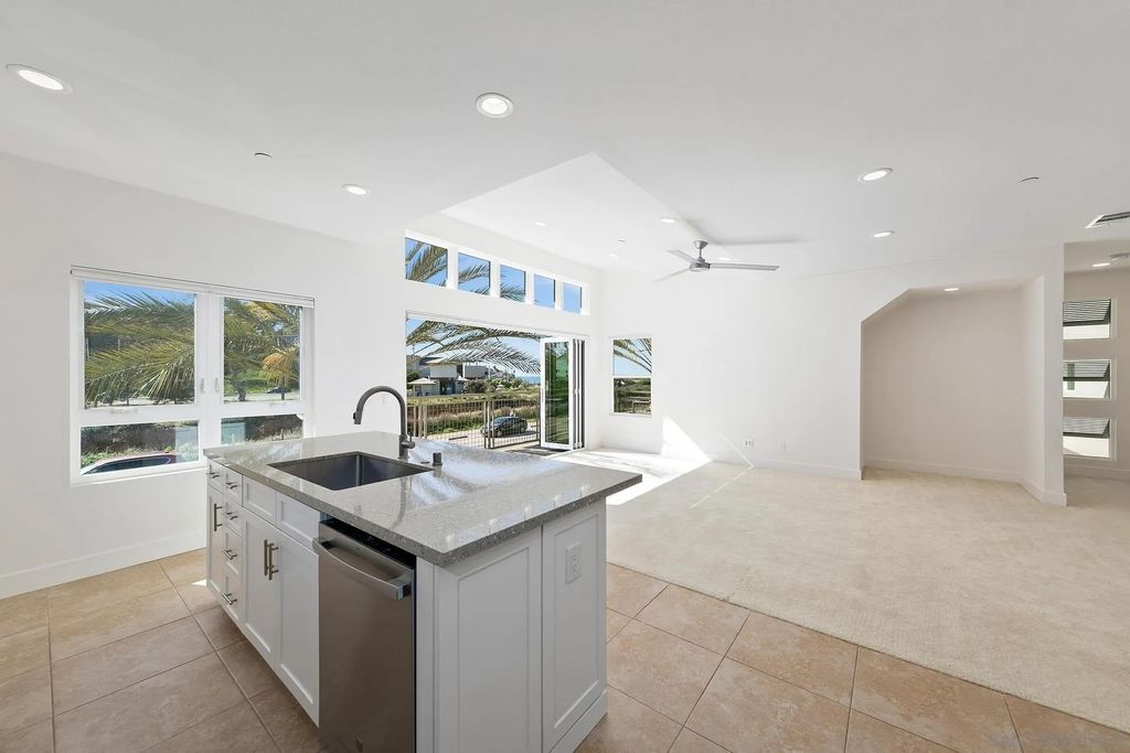 Photo of 1935 N Vulcan, Encinitas, CA 92024 (MLS # 250042168)