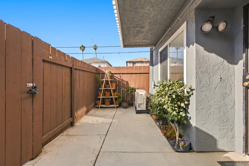1538 Missouri St C