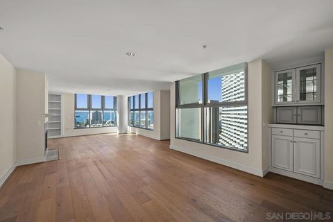 Tiny photo for 645 Front Street #2102, San Diego, CA 92101 (MLS # 250043159)