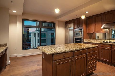 Tiny photo for 645 Front Street #2102, San Diego, CA 92101 (MLS # 250043159)