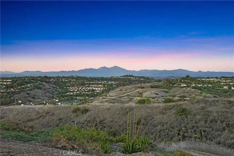Tiny photo for 31 Russell Ln, Laguna Niguel, CA 92677 (MLS # OC25243879)