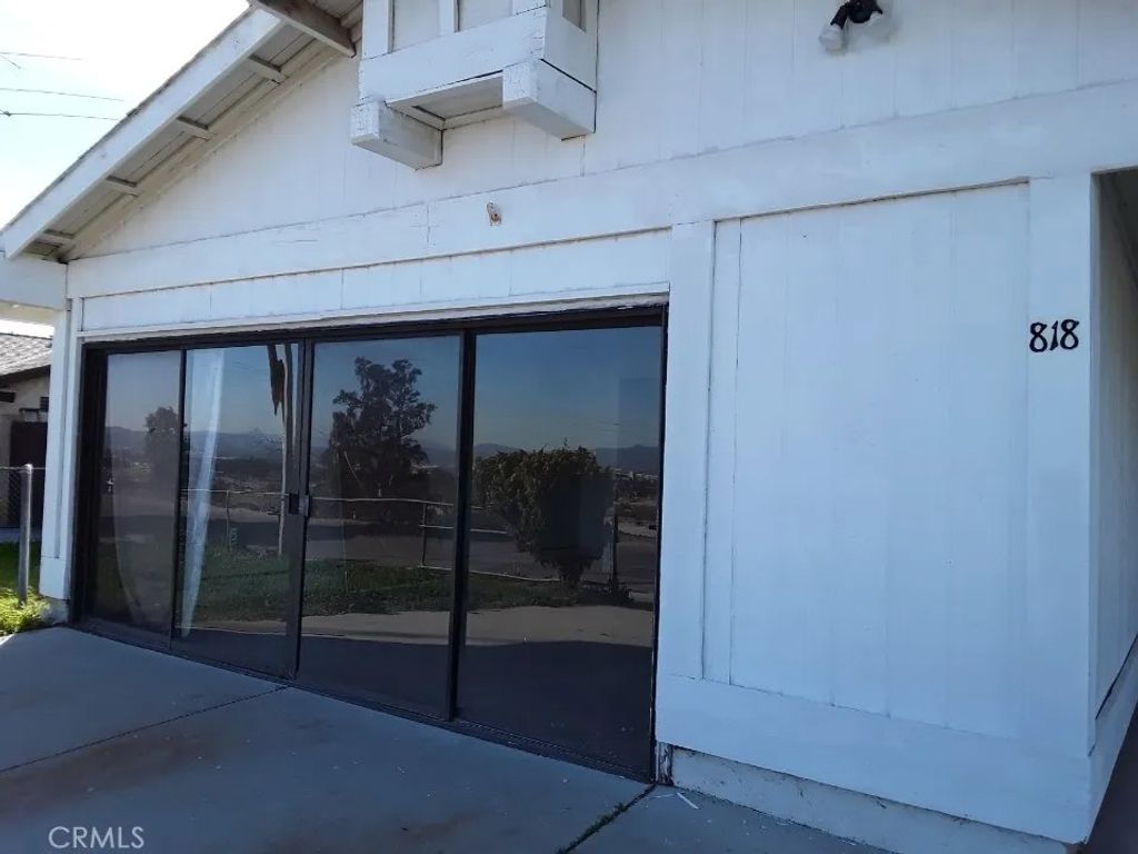 Photo of 818 Terrace Rd, San Bernardino, CA 92410 (MLS # IG25267587)