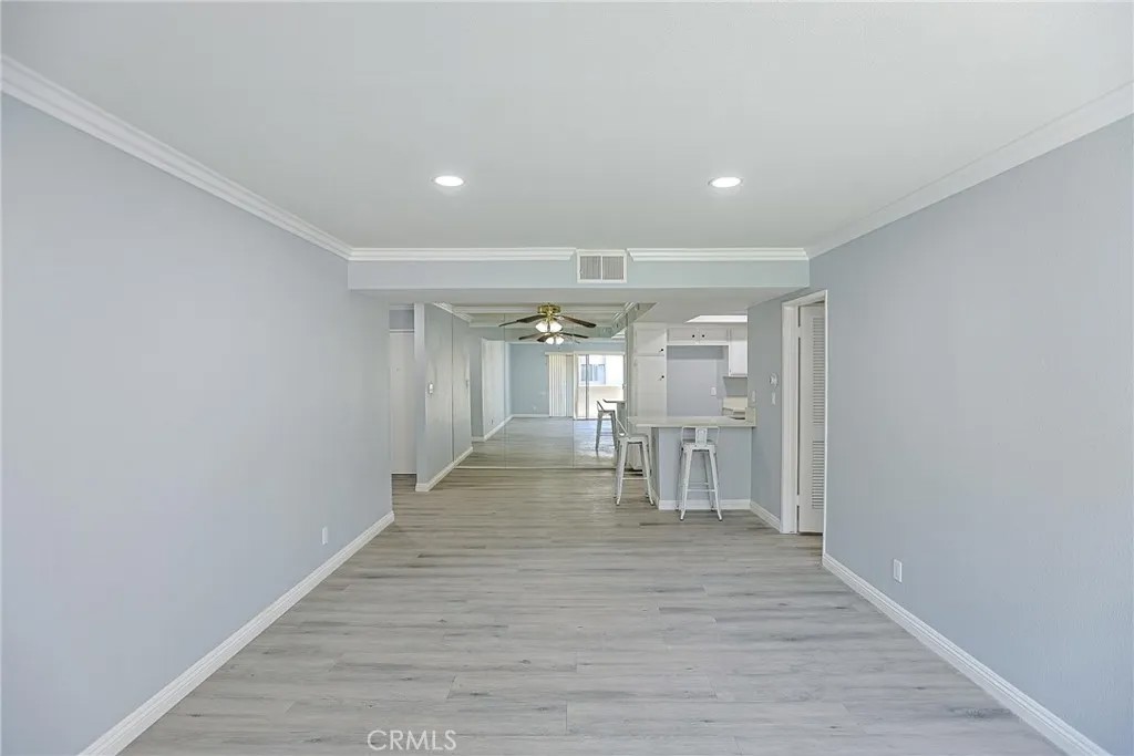 278 N Wilshire C8