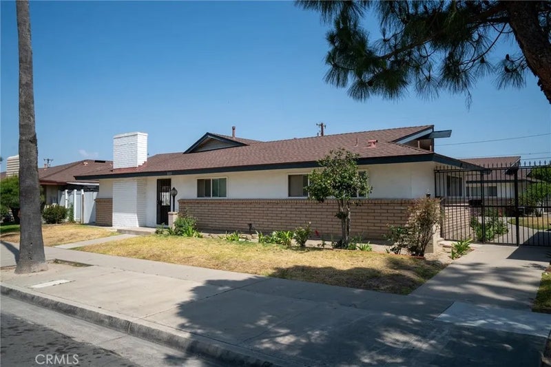2127 E Almont Avenue