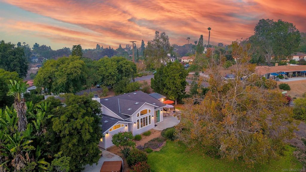 Photo of 3121 Alta Verde Dr, Fallbrook, CA 92028 (MLS # 250043657)