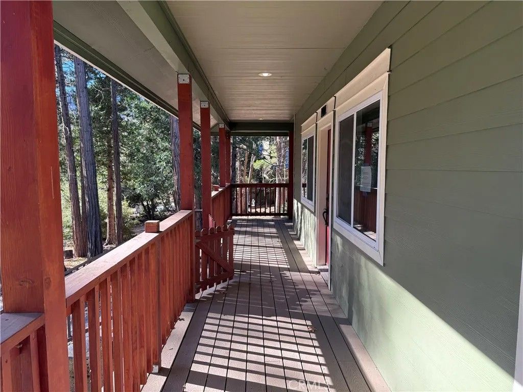 Photo of 1400 Pine Cone Court, Wofford Heights, CA 93285 (MLS # SR25276660)