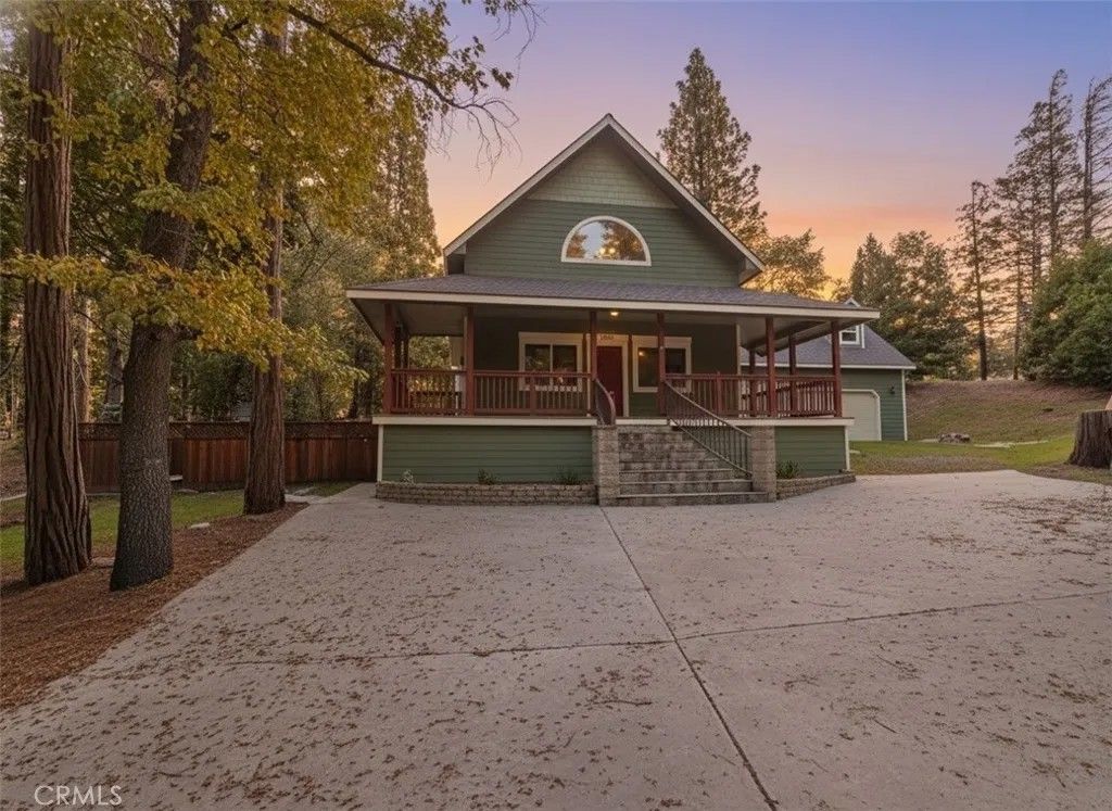 Photo of 1400 Pine Cone Court, Wofford Heights, CA 93285 (MLS # SR25276660)