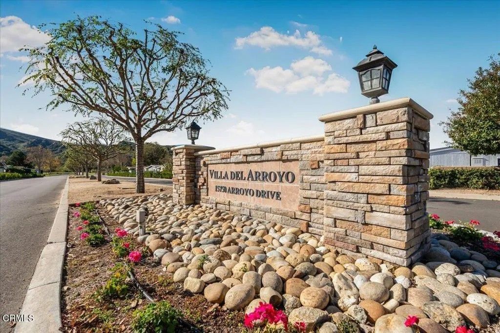 Photo of 15750 E Arroyo #172, Moorpark, CA 93021 (MLS # V1-33835)