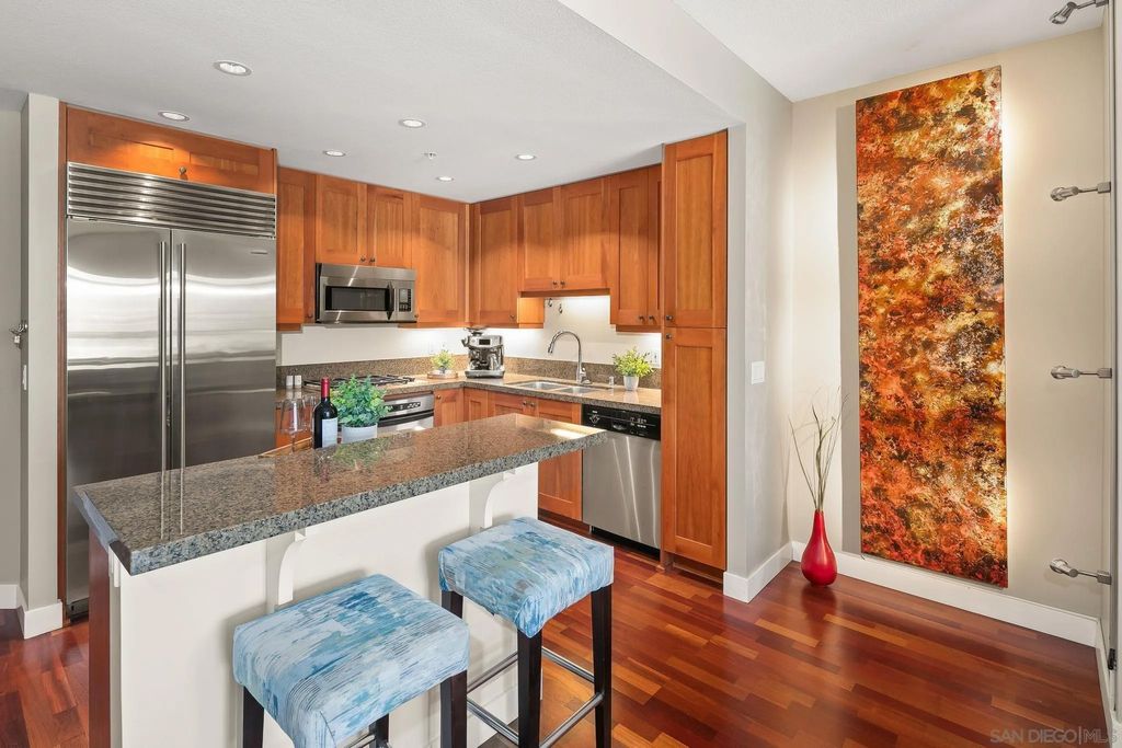 Photo of 700 W Harbor #1506, San Diego, CA 92101 (MLS # 260008531)