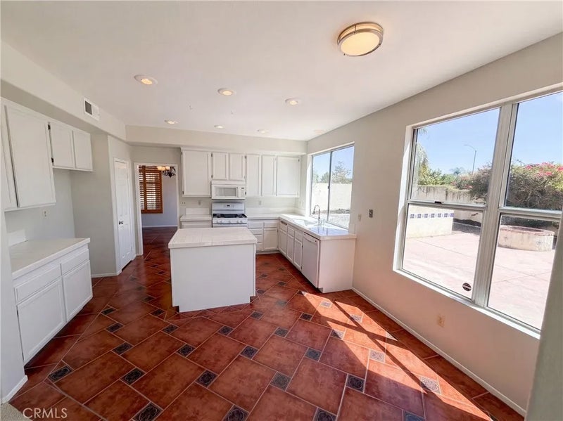 8932 Mesa Oak