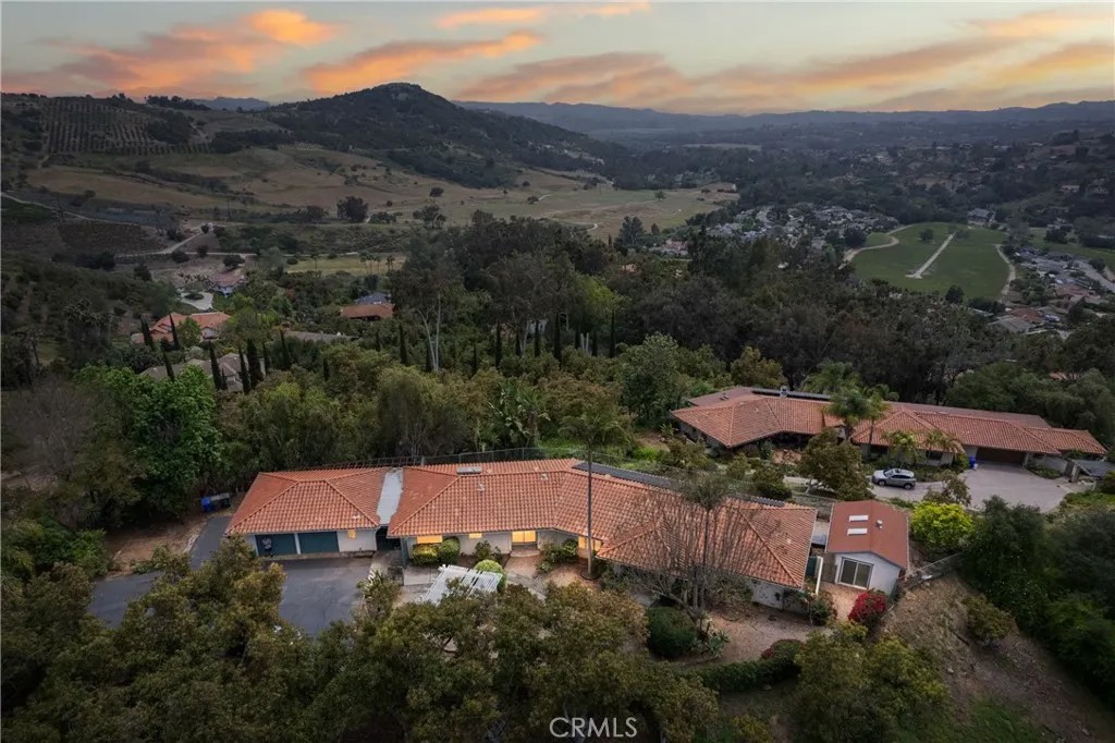 2918 Los Campos Drive