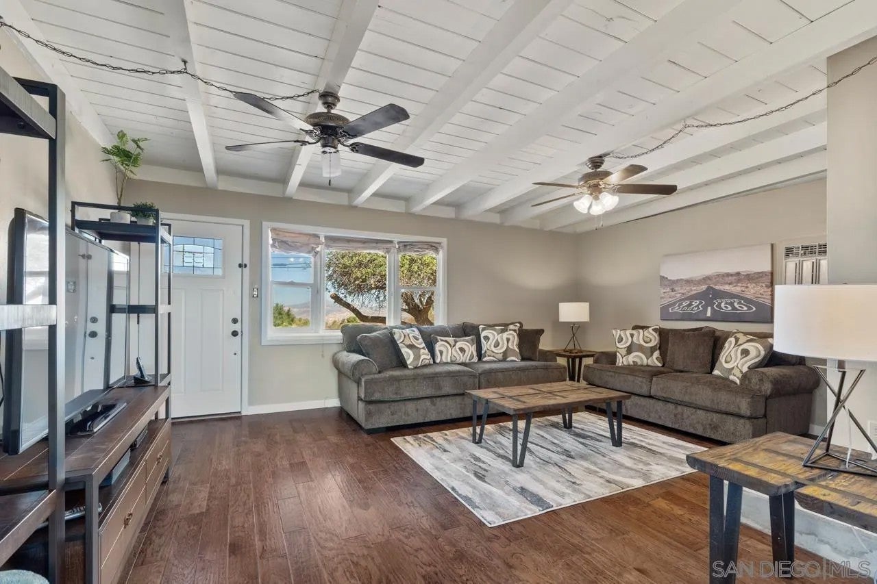 497 Mountain View Road