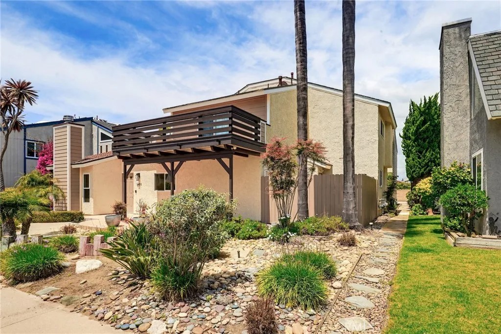 5413 Driftwood Street