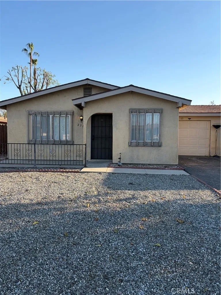 Photo of 2385 San Bernardo AVE, Hemet, CA 92545 (MLS # IV26220574)