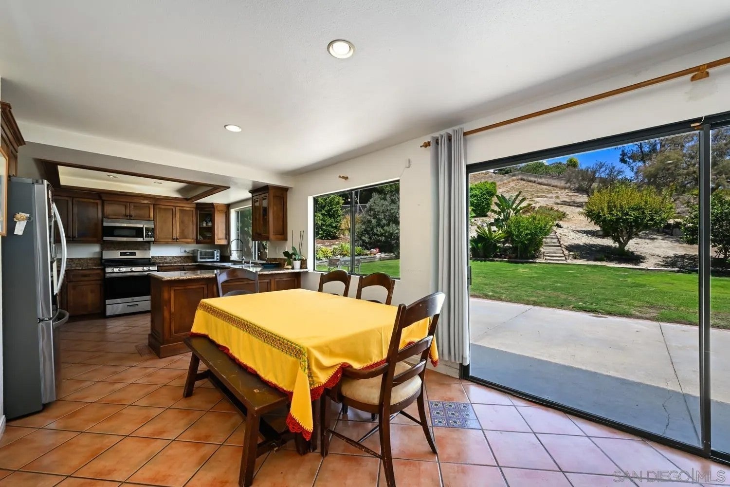 2884 Brandeis Dr.