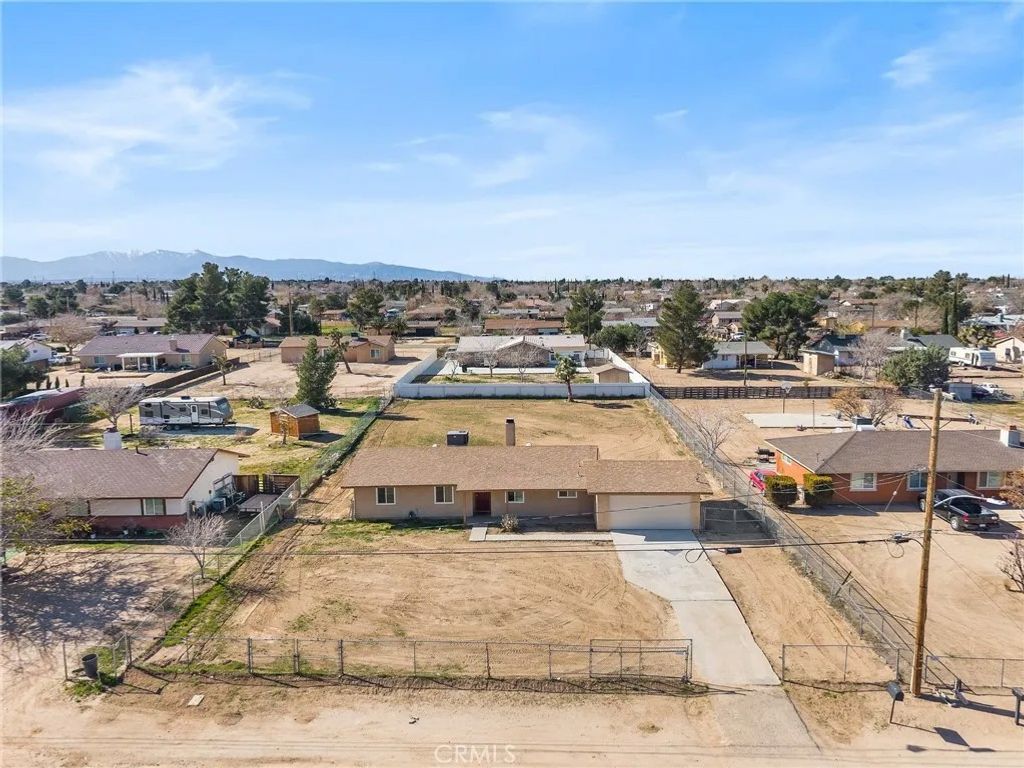 Photo of 10278 Balsam Avenue, Hesperia, CA 92345 (MLS # IV26008225)