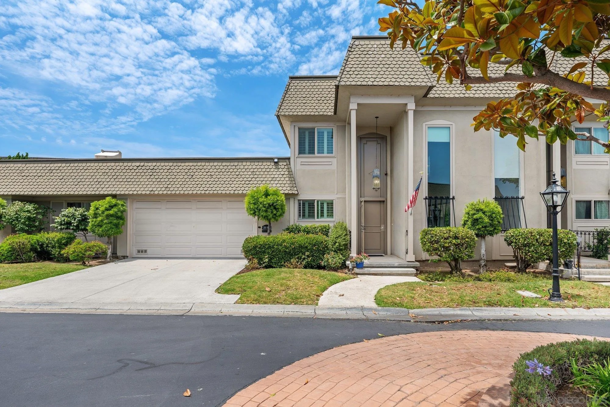 3113 Orleans E