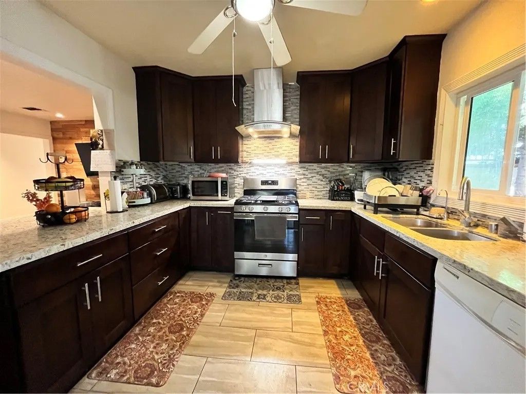 Photo of 12188 Oracle Street, Norwalk, CA 90650 (MLS # PW26051600)