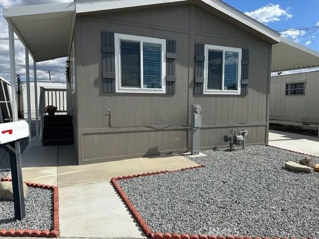 Photo of 43601 E. Florida Avenue #98, Hemet, CA 92544 (MLS # SW25251858)