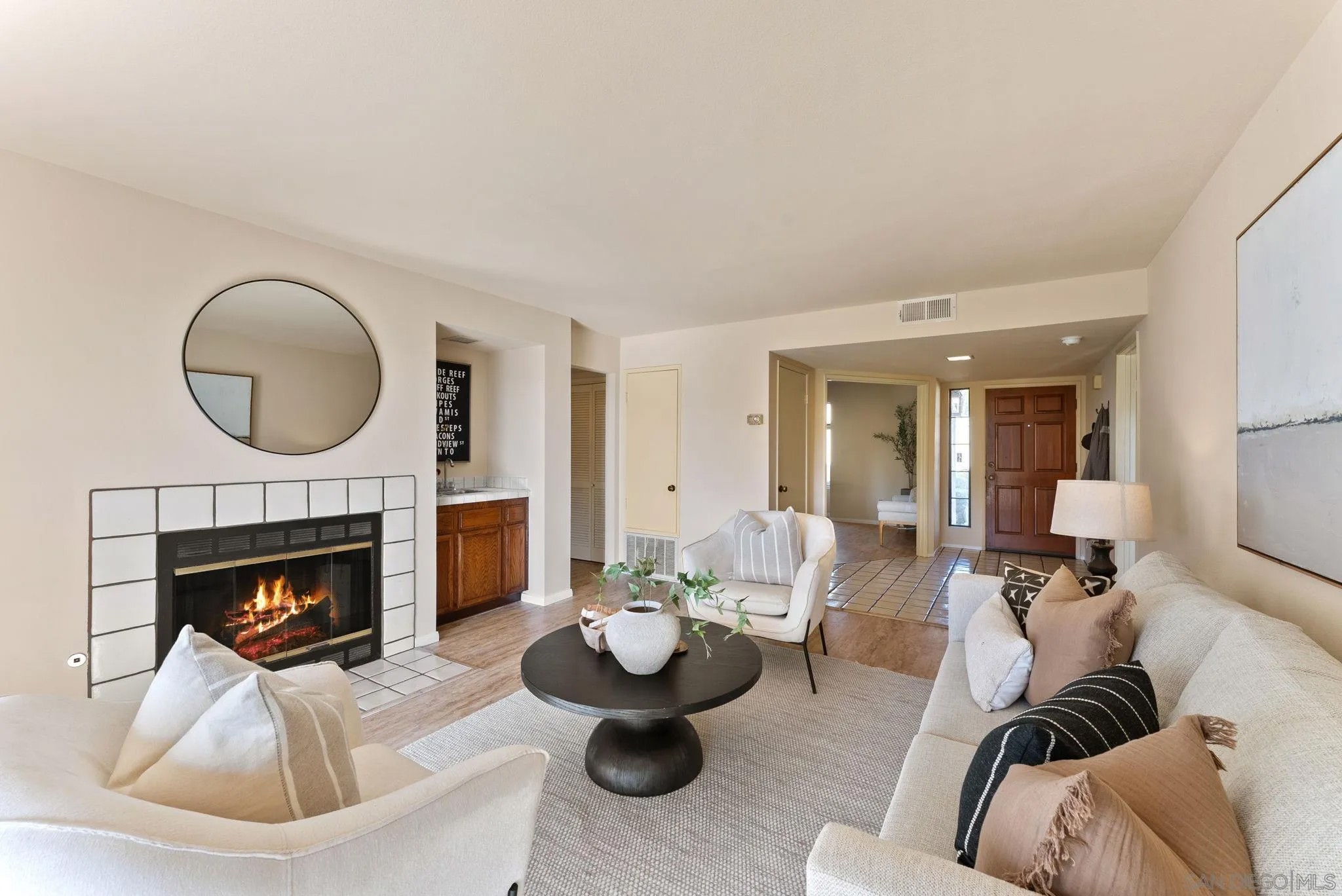 3129 Camino Del Arco