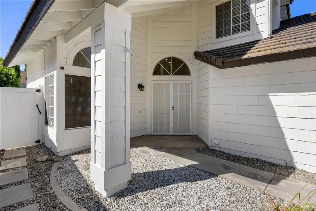 1228 Mayfair Drive