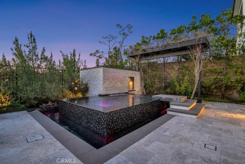 Photo of 20553 Tamarron Ln, Porter Ranch, CA 91326 (MLS # SR26060366)