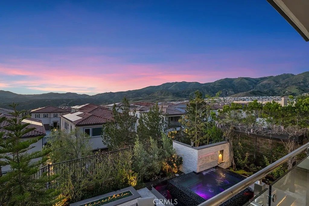 Photo of 20553 Tamarron Ln, Porter Ranch, CA 91326 (MLS # SR26060366)